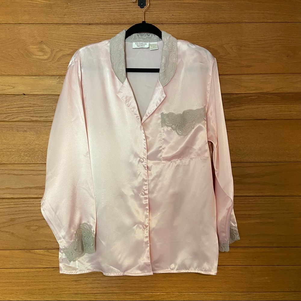 Vintage Victoria's Secret gold tag pink lace trim pajama top